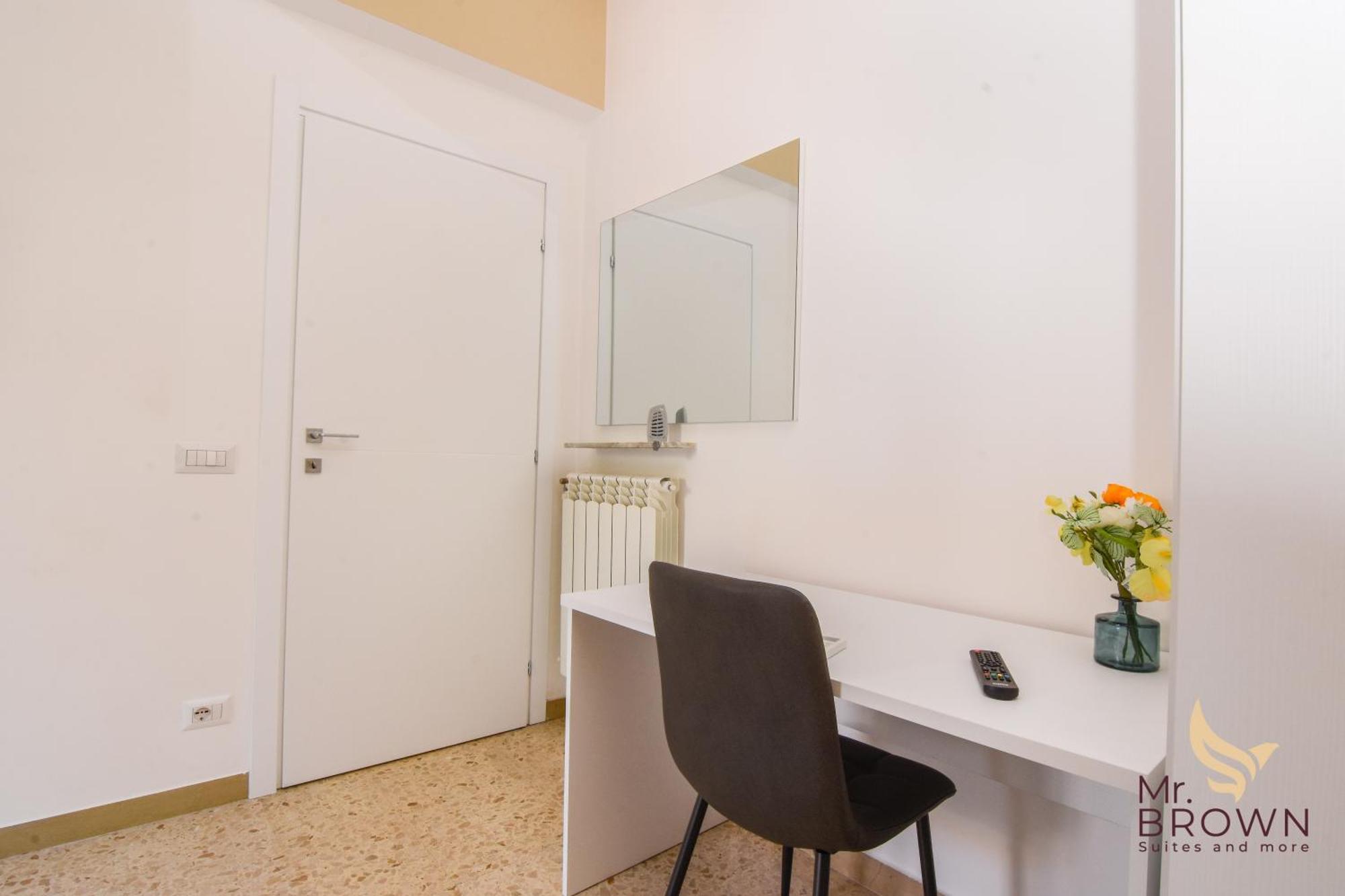 Mrbrown - Pincherle Guest house *